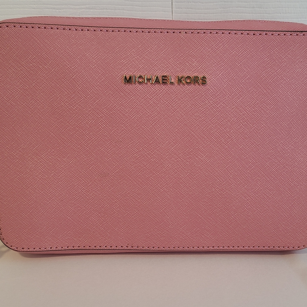 Michael Kors Crossbody Bag.